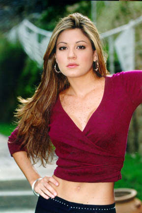 Mirella Mendoza